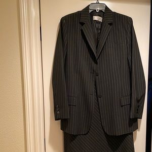 DKNY Suit